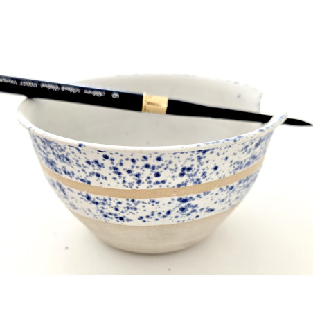 Ceramic bowl with brush rest